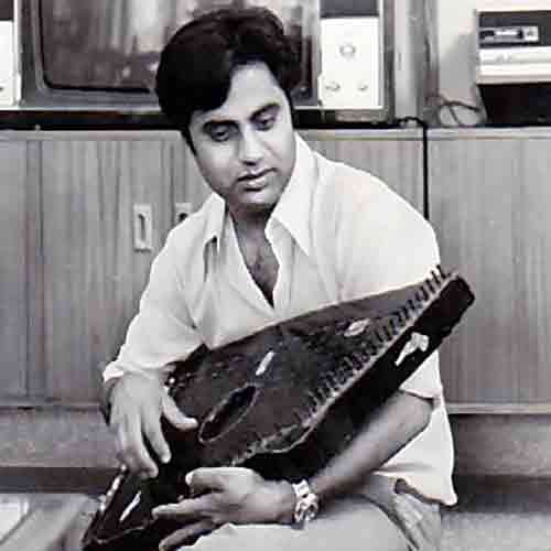 jagjit singh gives money to gate keeper for watching films