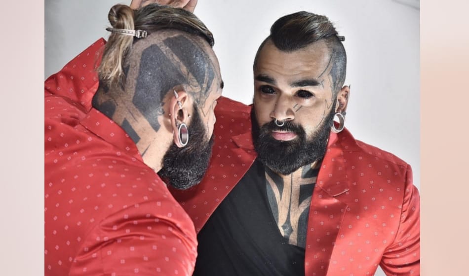 delhi man with tattoed eyeballs tells risk and dangers of it, he had always wanted to have it