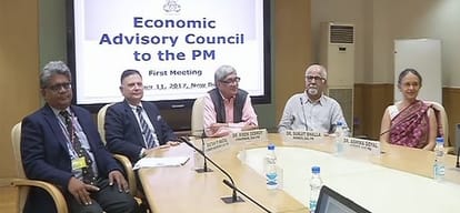 आर्थिक सलाहकार परिषद की पहली मीटिंग