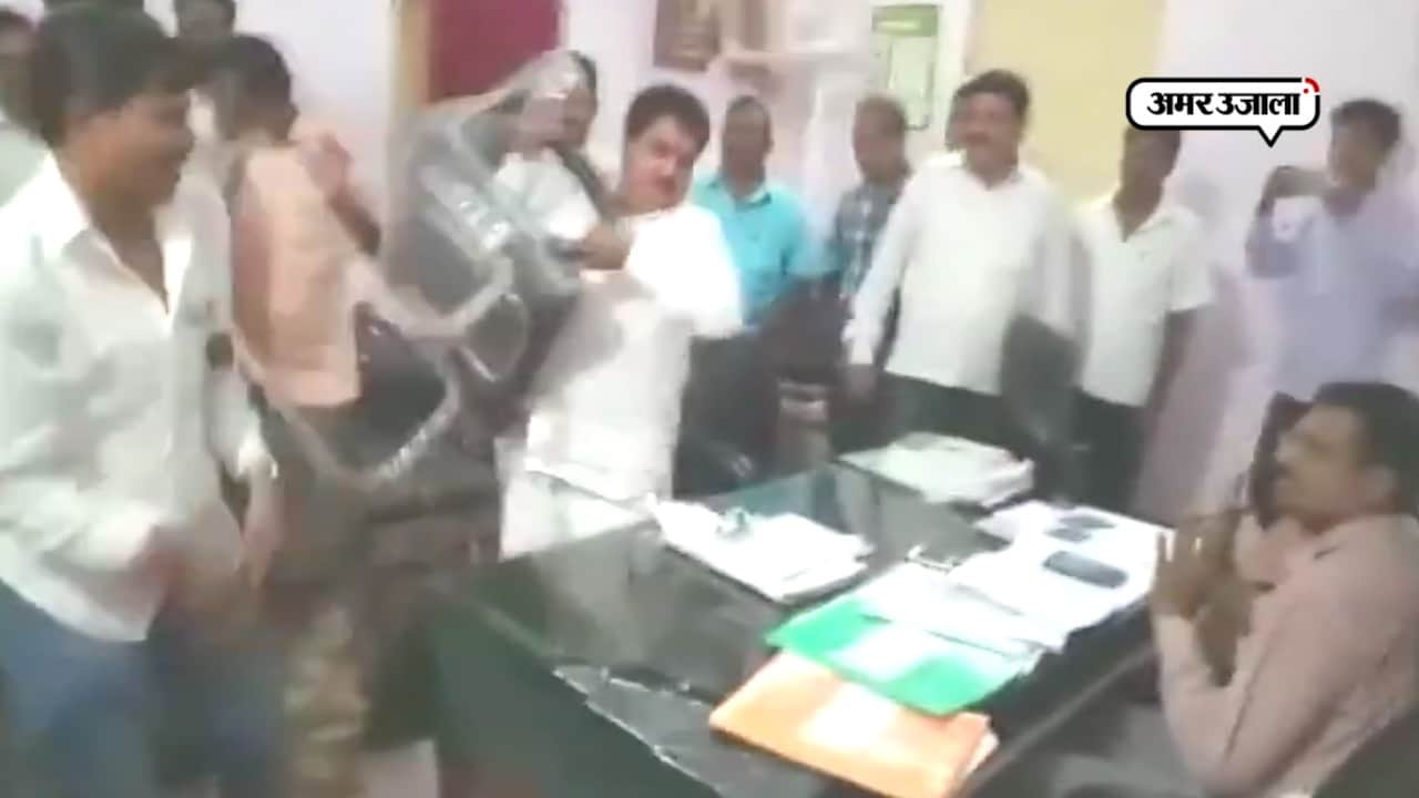 नवनिर्माण सेना की गुंडई