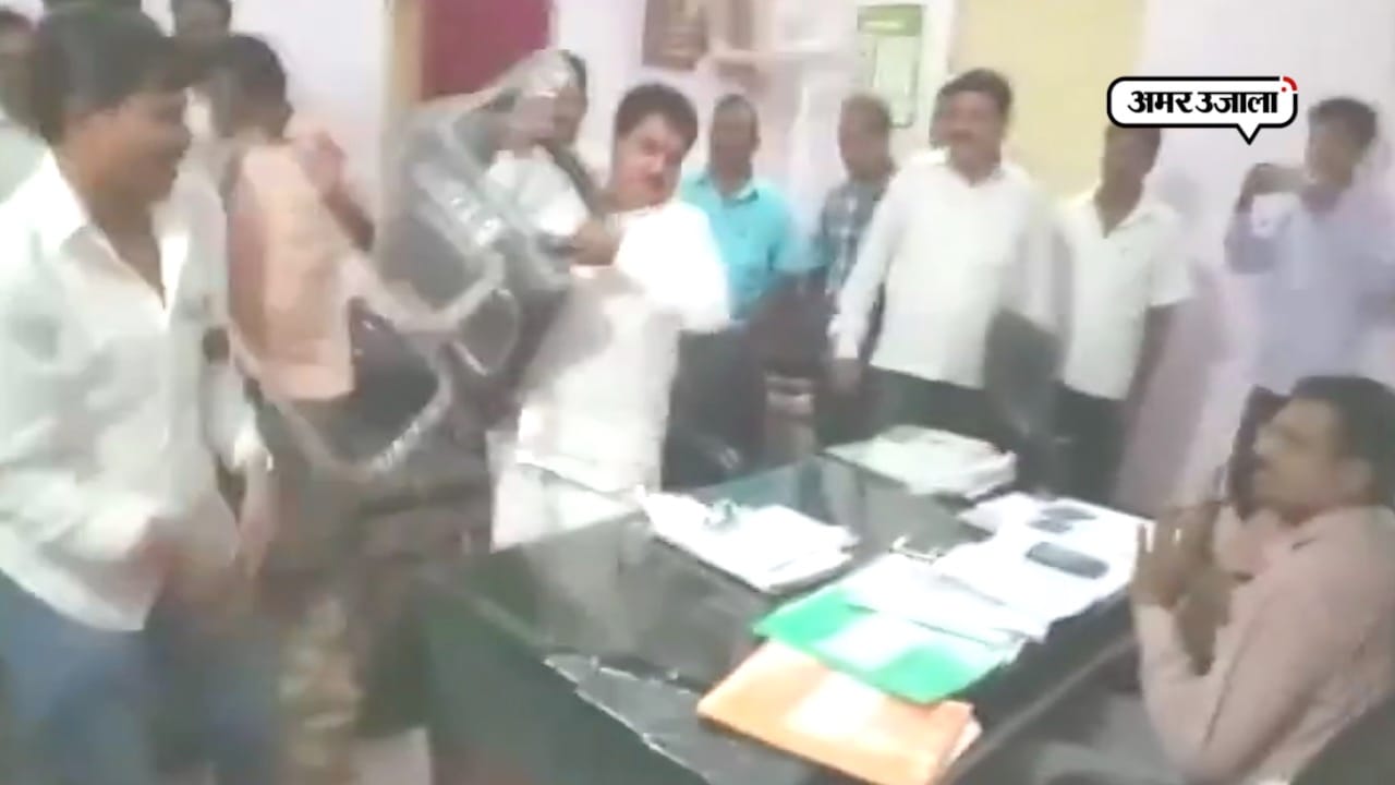 नवनिर्माण सेना की गुंडई