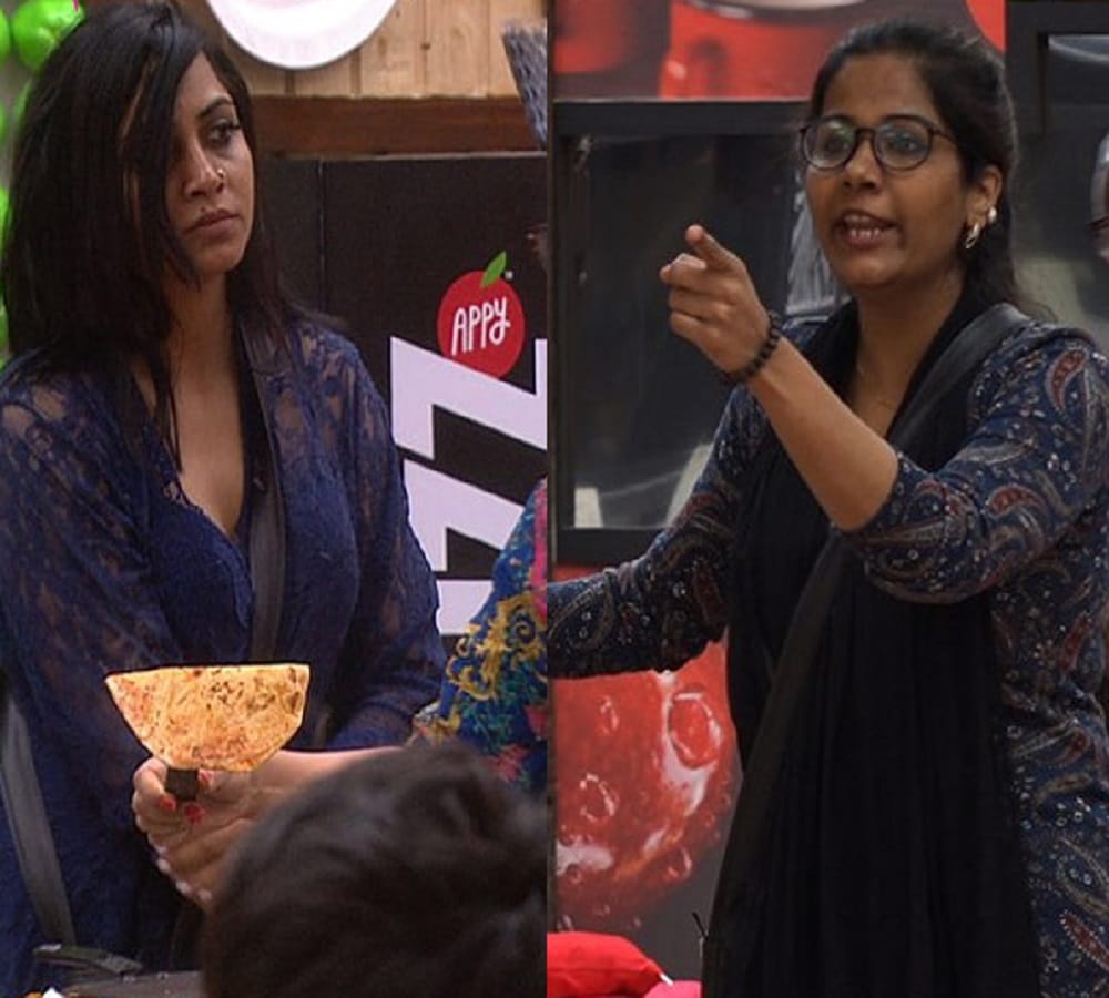 bigg boss 11 mehjabi accused arshi spitting into tea
