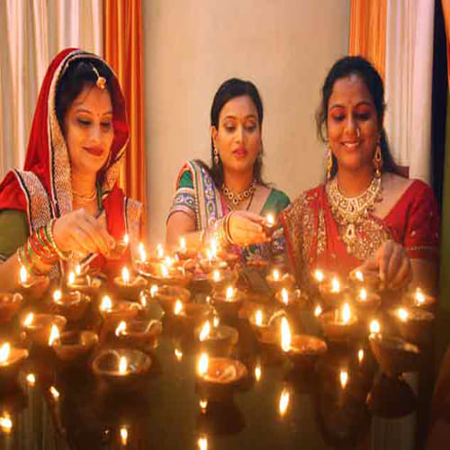diwali 2017 why we worship maa lakshmi on deepawali