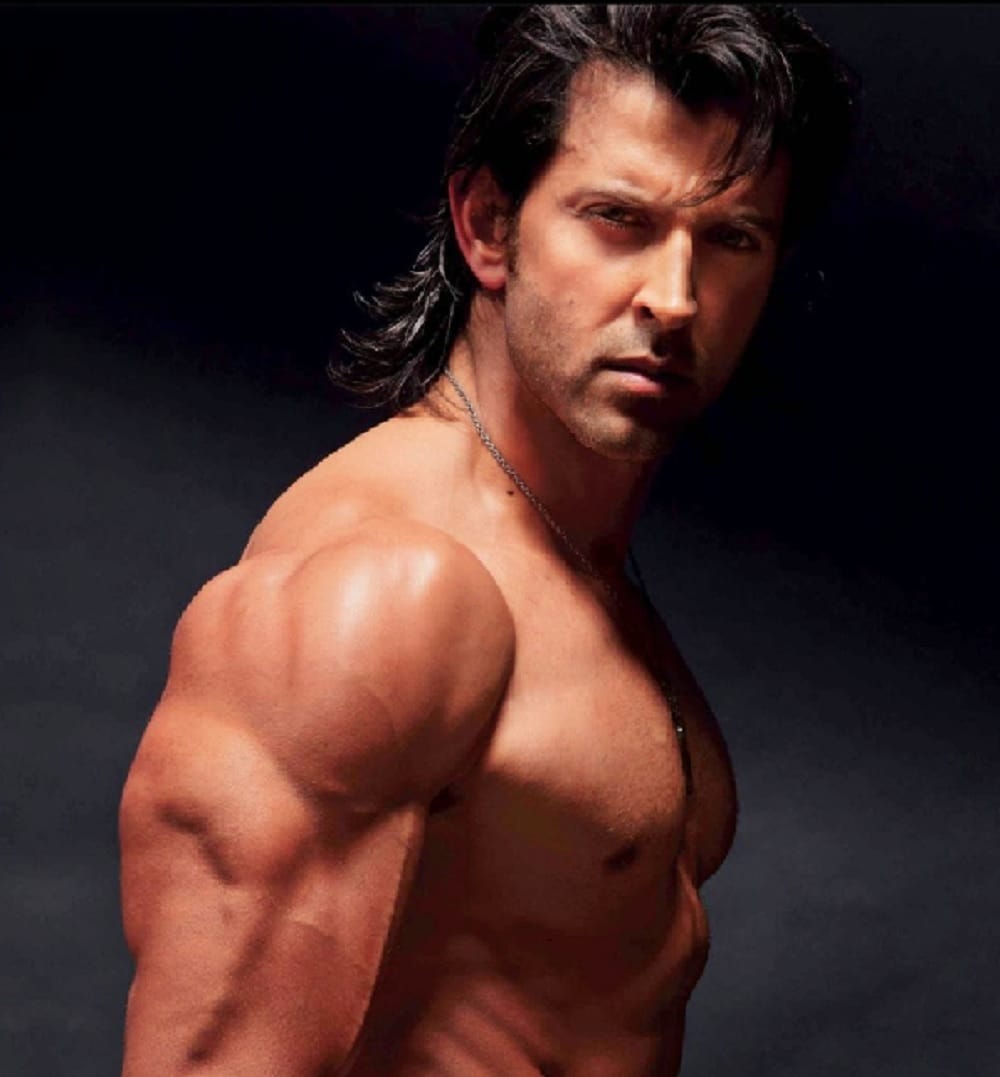 Without going gym you can get Hrithik Roshan like fit body and chest with the help of Chakrasana