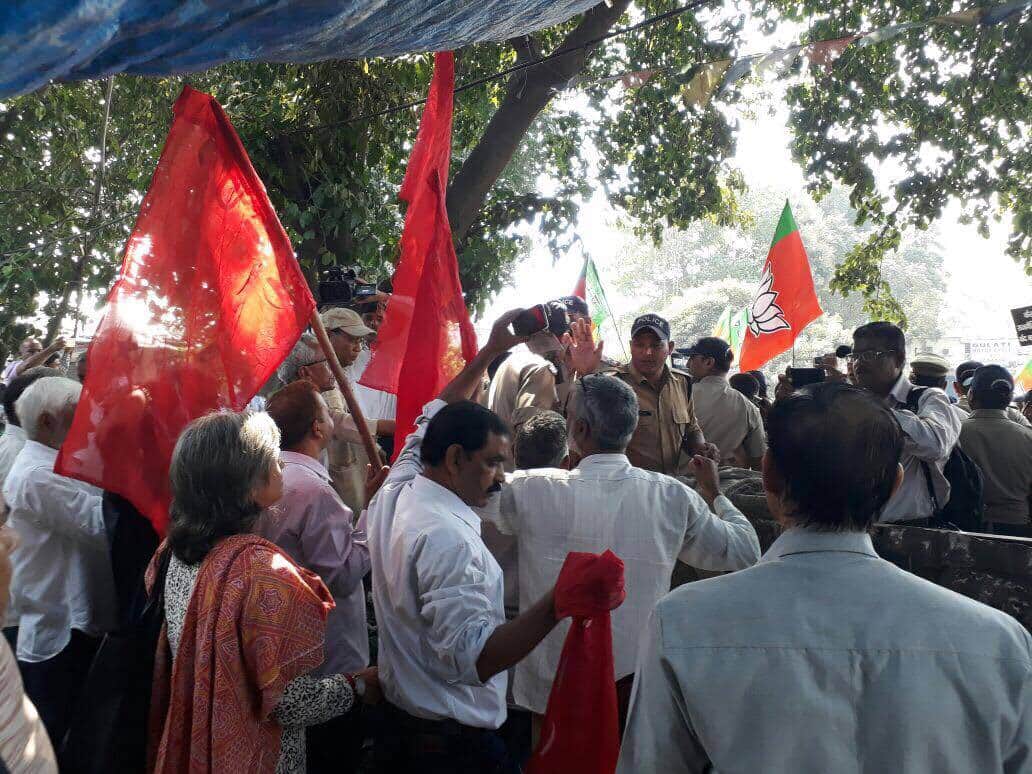 vampanthi leader injured in bjp protest