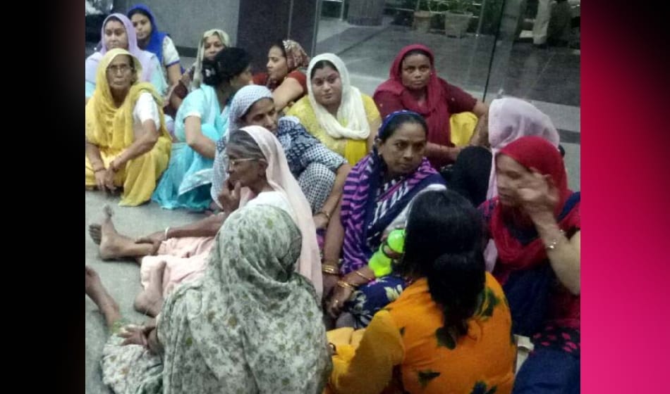 woman allegedly commits suicide after her husband do not pick her call on karwa chauth