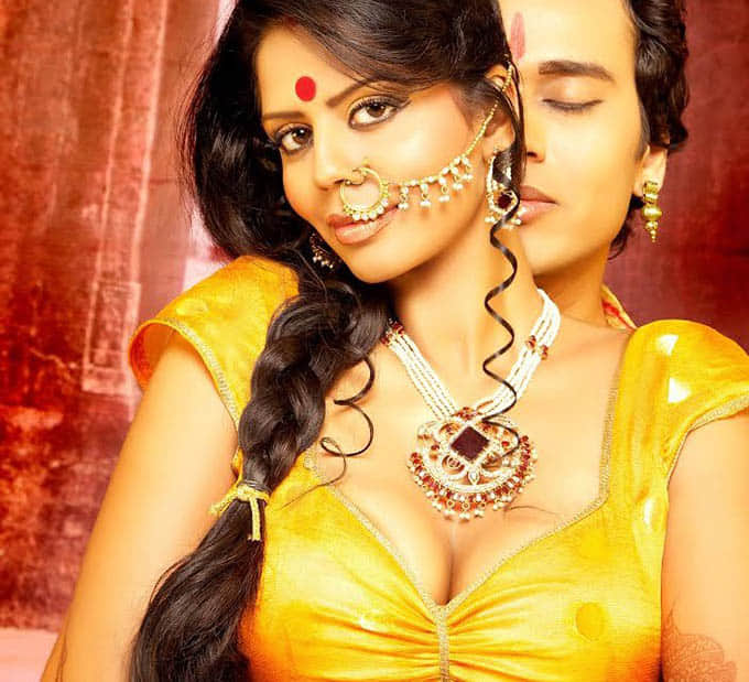 actress bhairavi goswami comment on sexual harrasment in bollywood