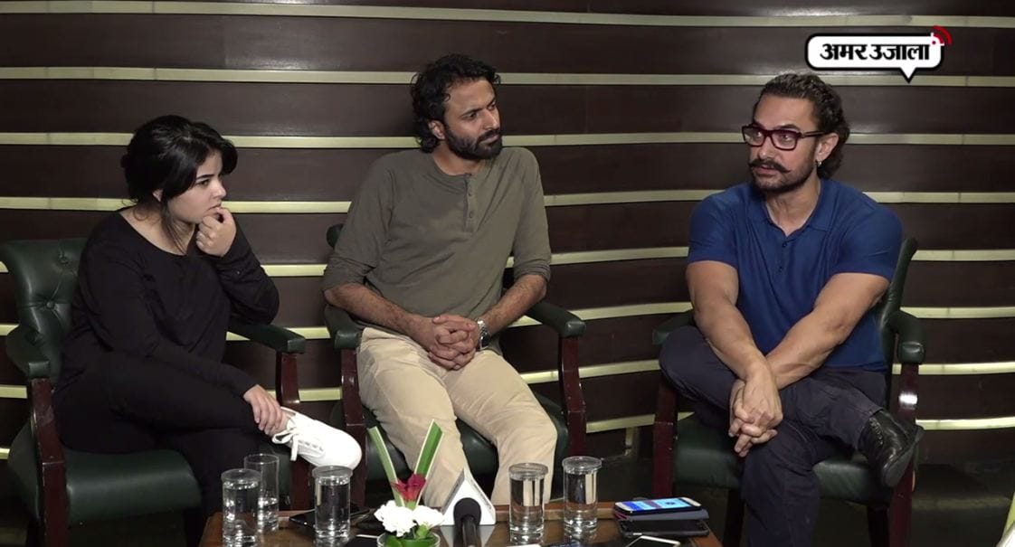 aamir khan use bathroom for meeting of ghajini and 3 idiots