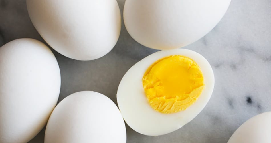 plastic eggs, how to identify fake and real egg, differentiate real and fake eggs