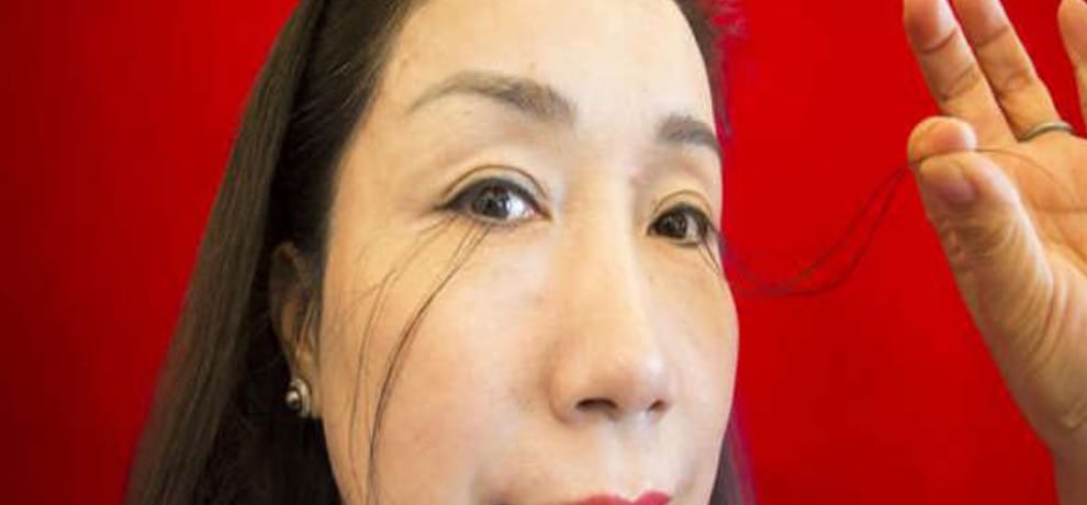 Meet the worlds longest Eye Lashes woman has made the world record