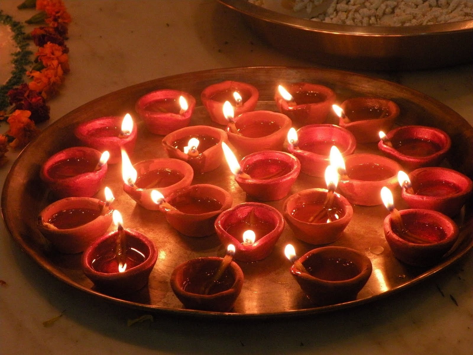 dhanteras 2019 6 tips for lighting lamps this diwali
