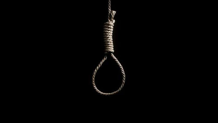 a minor dead when at swings