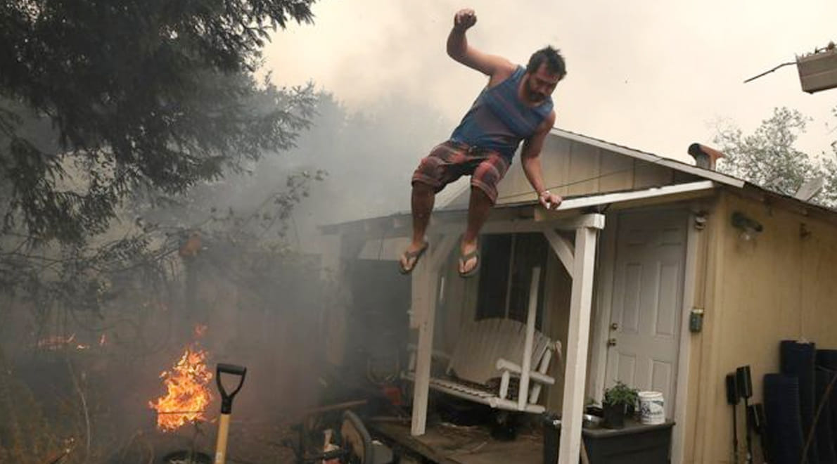 heavy fire breaks out in Californias forest for long time