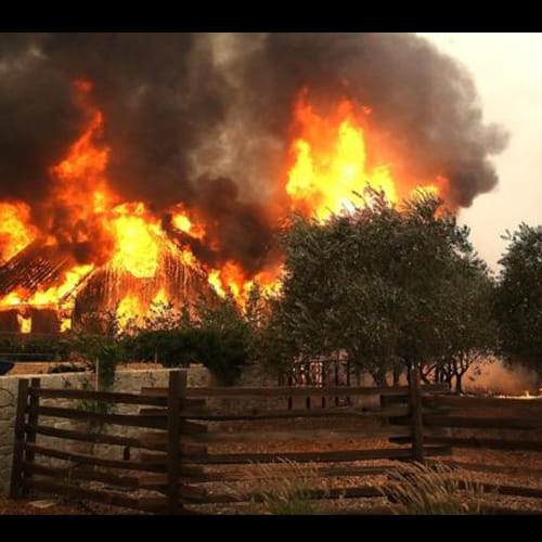 heavy fire breaks out in Californias forest for long time
