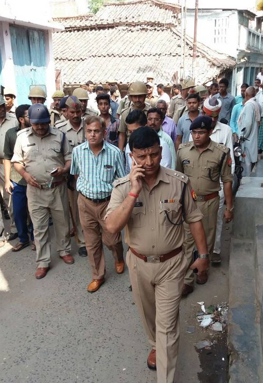 Silence on the streets, forces deployed on the racket
