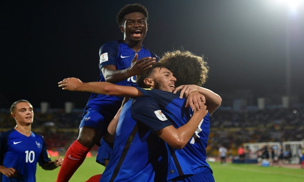 france Beat japan By 2-1 And Reach knockout round