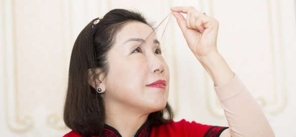 Meet the worlds longest Eye Lashes woman has made the world record