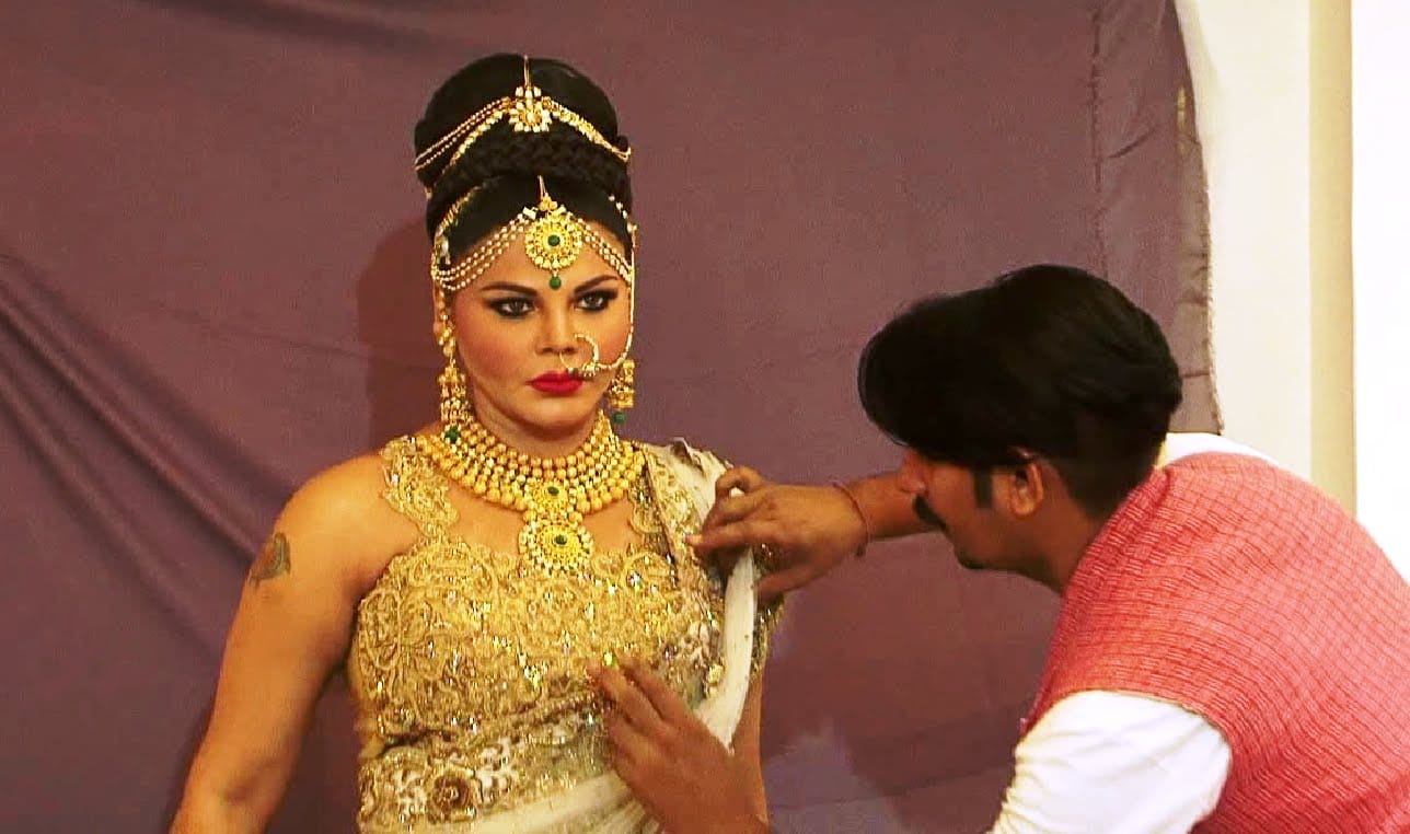 rakhi sawant revealed ram rahim relation with honeypreet, complaint to women commission