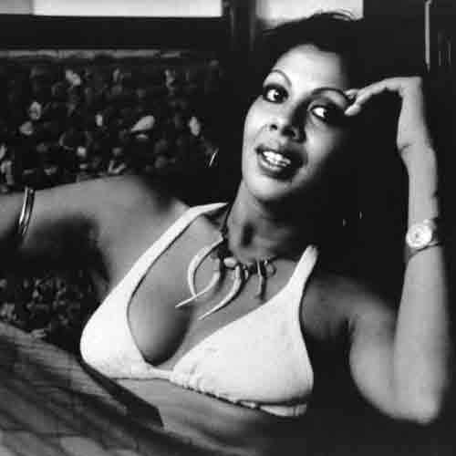 BIRTHDAY SPECIAL PROTIMA BEDI HAD A LIVE IN RELATIONSHIP WITH KABIR BEDI