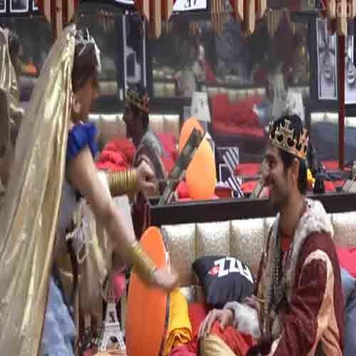 BIGG BOSS 11 WHEN SHILPA SHINDE SUDDENLY DANCING IN THE HOUSE