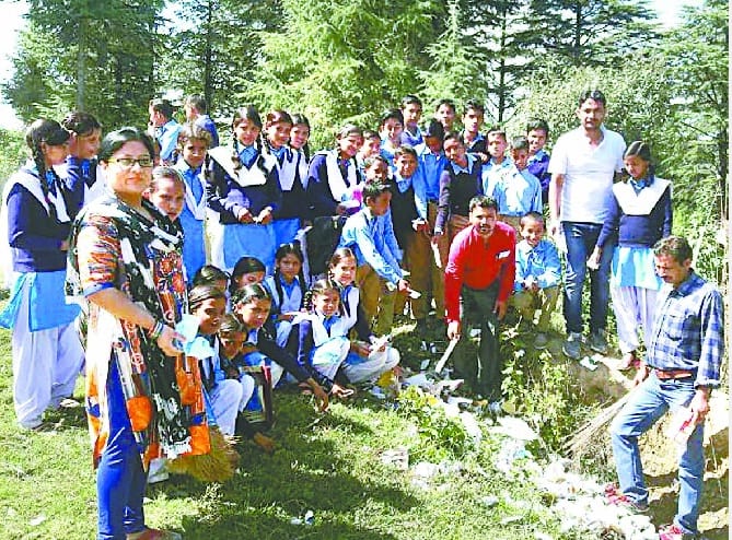 Students organized cleanliness drive in Khunabora village