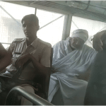 जेल की गाड़ी में फलाहारी 