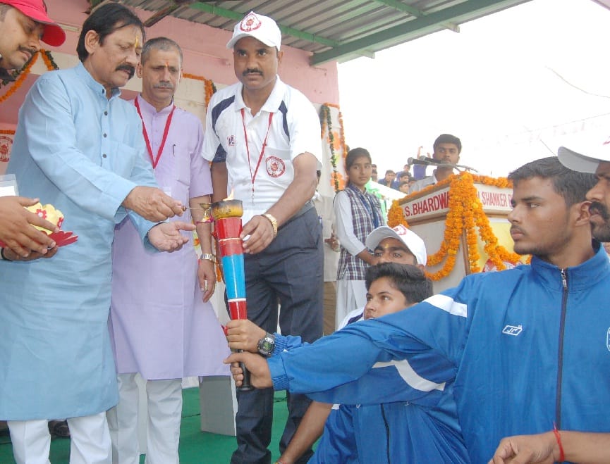 Government will create mini stadium in villages: Chetan Chauhan