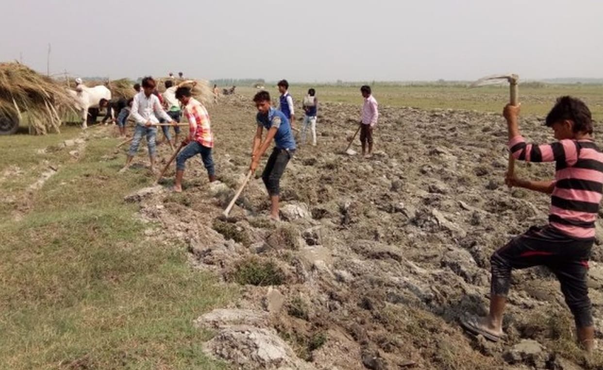 मेला ककोड़ा की तैयारियों जोरों पर, गंगा घाट तक पहुंचने को बन रही हैं सड़कें
