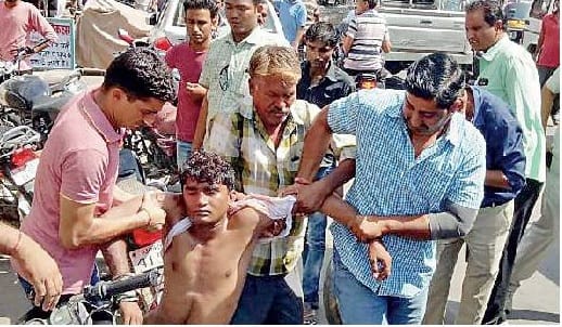 a man beaten by crowed in barmer district