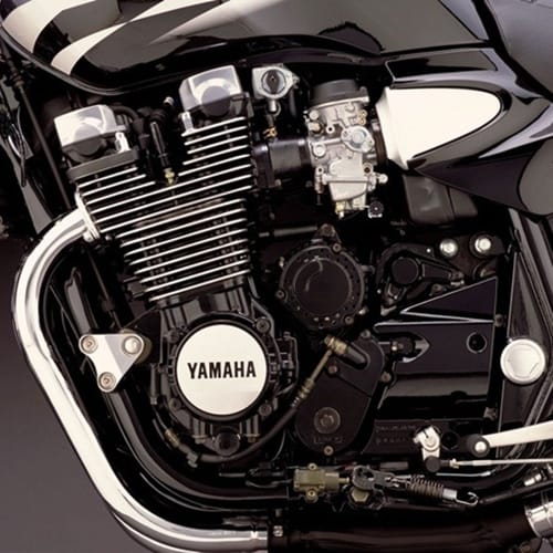 What is the Difference in air cooled vs liquid cooled vs oil cooled engine