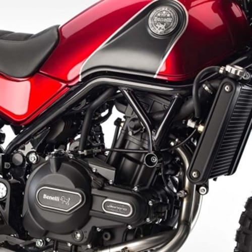What is the Difference in air cooled vs liquid cooled vs oil cooled engine