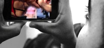 Bollywood stars Hairstylist raped for a year by a Make up artist