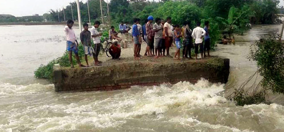 Floods in Bihar and Assam continue, so far 55 people die