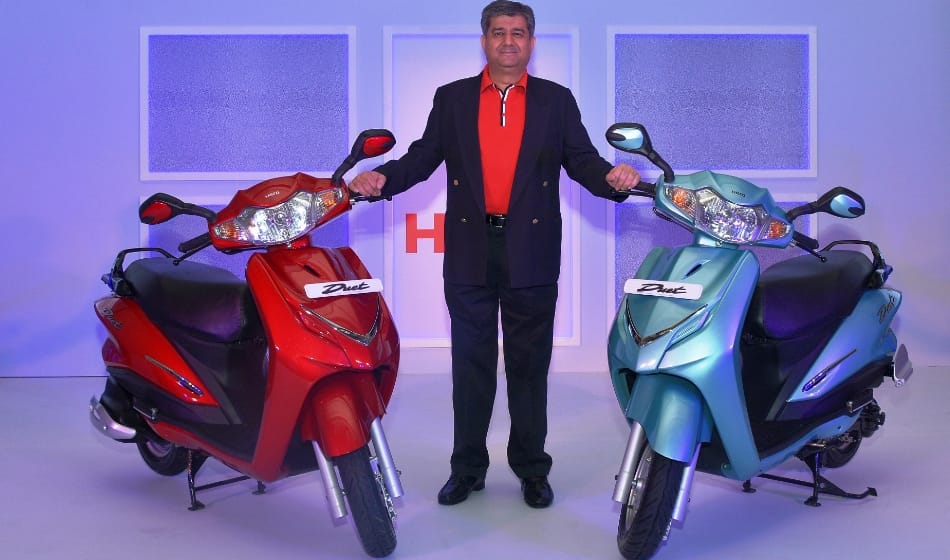 hero motocorp became only two wheeler company to sell 2 million bikes in single quarter