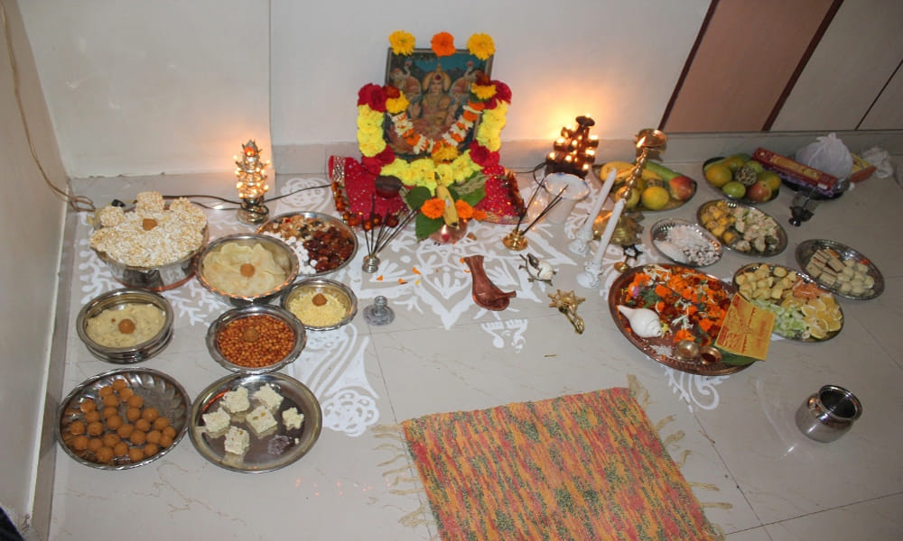 lucky pooja muhurat for diwali 2017
