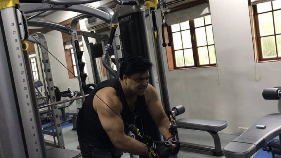 Ram Kapoor took Gym Pic on social media Gets Trolled 
