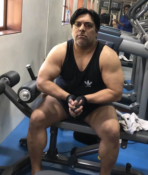 Ram Kapoor took Gym Pic on social media Gets Trolled 