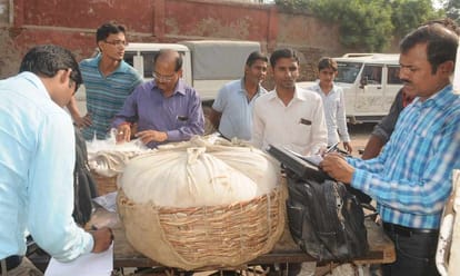 food department raid in agra 