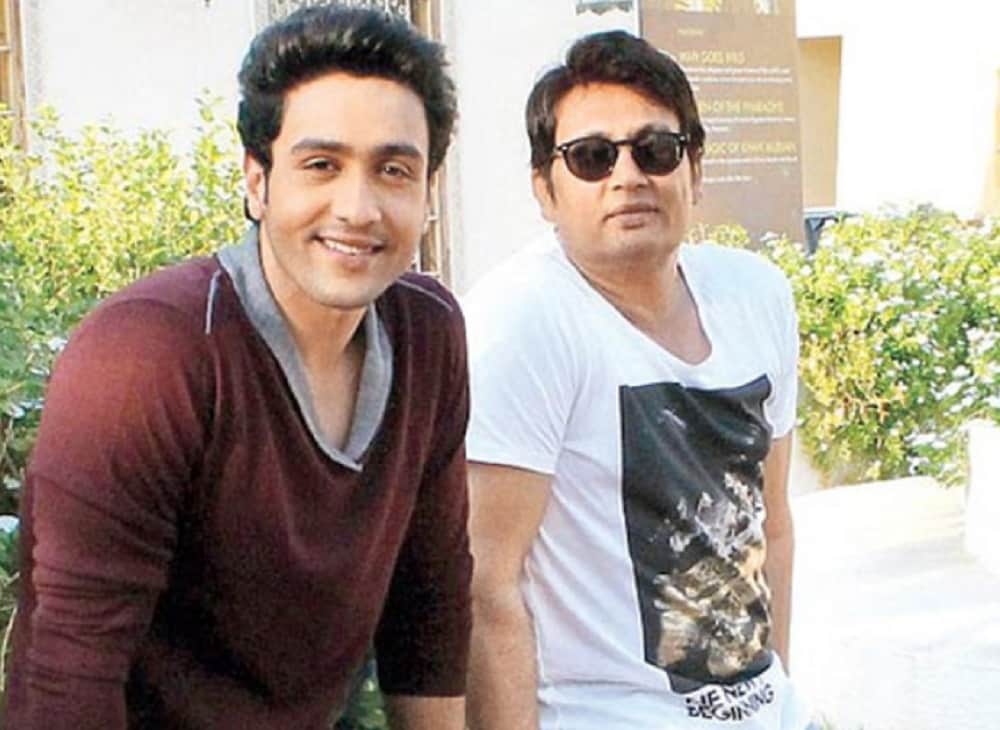 Shekhar Suman says kangana is one sided lover of Hrithik