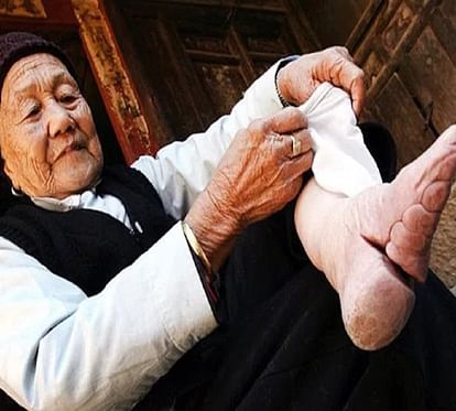 on the name of beautiful foot China follows footbinding tradition in 20th century 