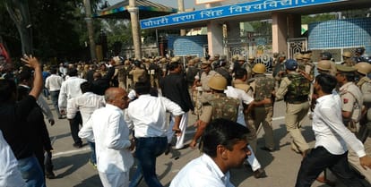 Lawyers continue the movement, Kesrinath Tripathi program shuffle, force deployed