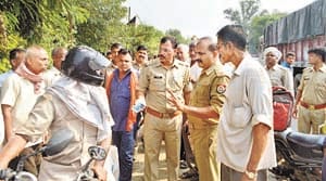 Truck crushes brood, death