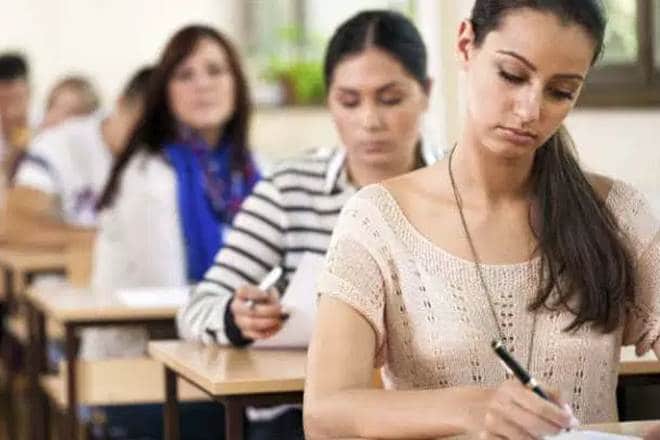 करियर प्लस आईएएस