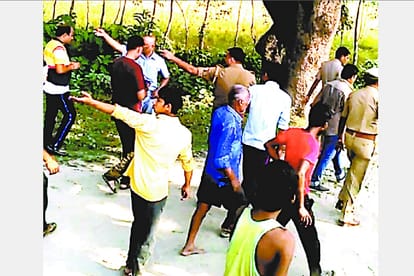 clash between police men of barabanki and sitapur