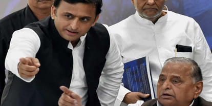 Remain distances between 'Akhilesh and Shivpal Yadav'