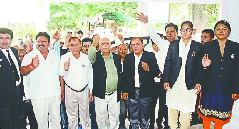 Advocates quench rallies
