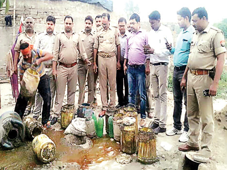 150 leter alcohal found, 9 arrested