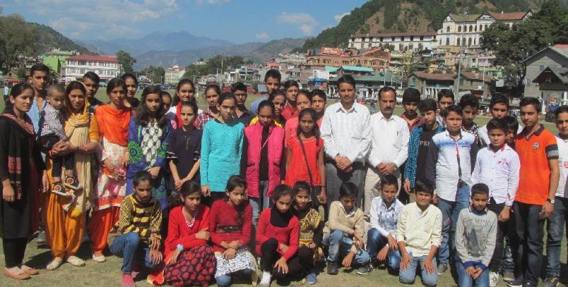 मंडी के विद्यार्थियों ने निहारा चंबा