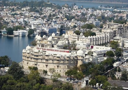 Land overturned at aakodada tunnel in udaipur