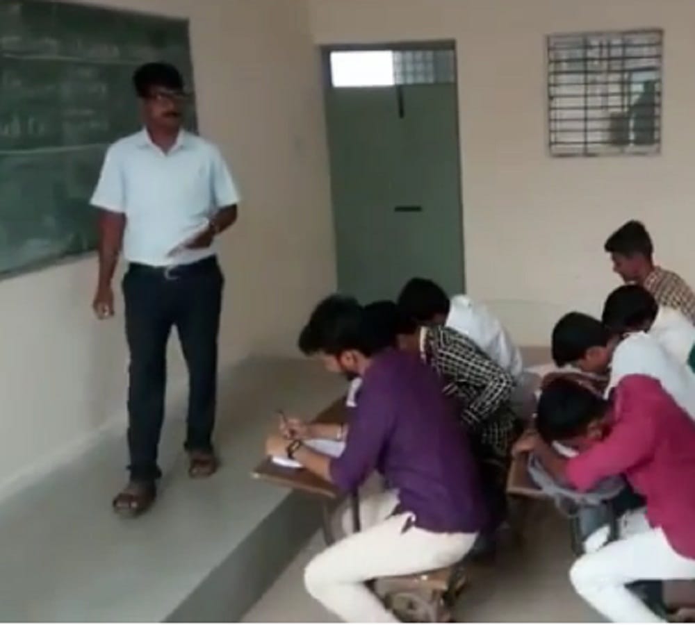 School boys Naagin dance in classroom goes viral on internet 
